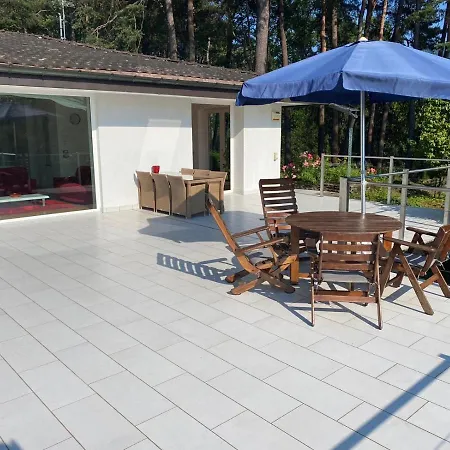 Violetta Villa Luino